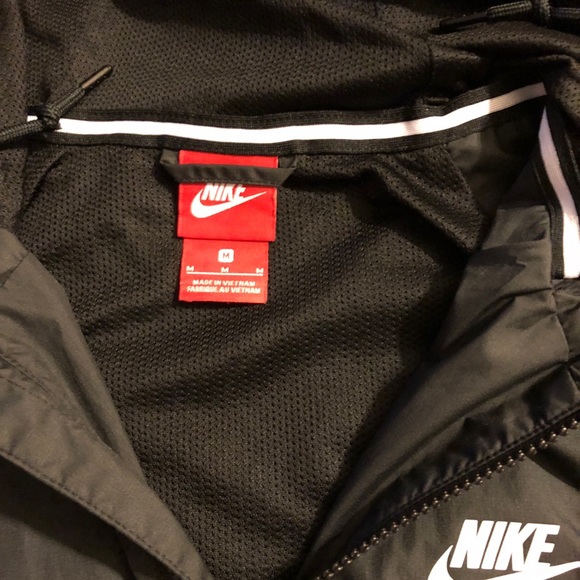 Nike windbreaker Bundle Size Medium - Picture 8 of 8